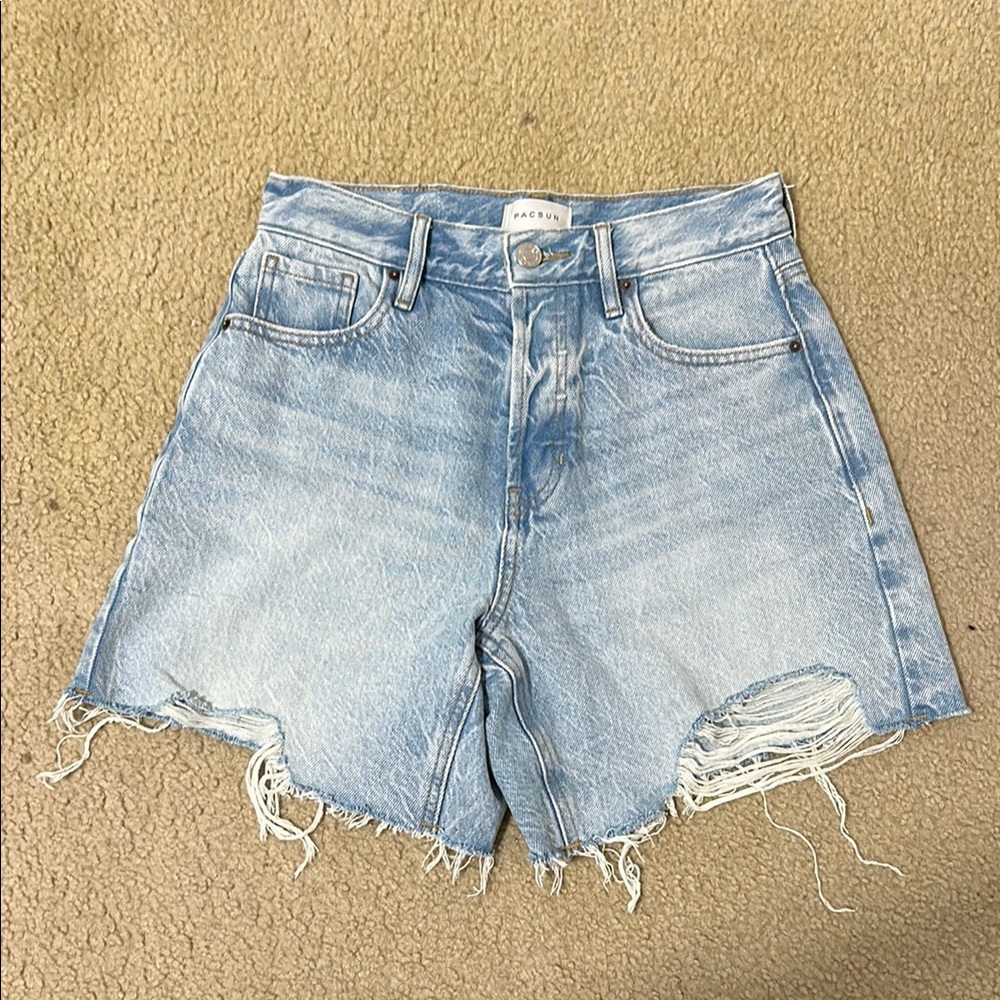 Passing High Rise Relaxed Shorts